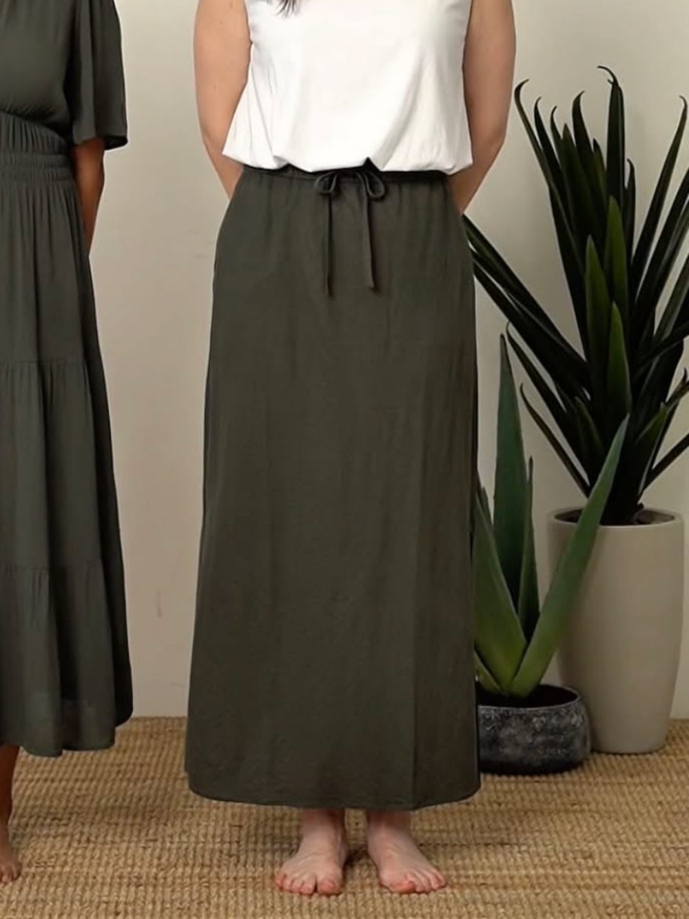 Reitmans Olive Drawstring Maxi Skirt